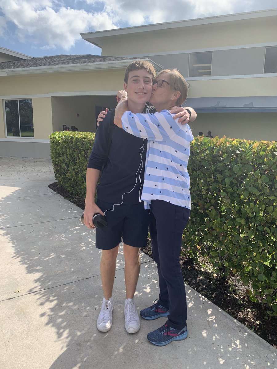 When you see your favorite teacher ever! ⁦<a href="/NBPSEagles/">North Broward Prep</a>⁩