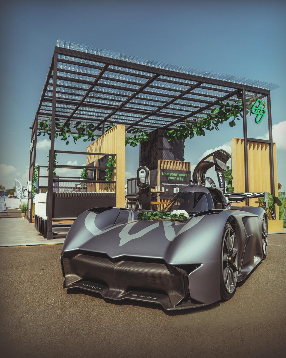 myenergiuk's tweet image. Join us this Friday @FullyChargedShw where we’ll be joined by @maxchilton and @bobbyllew to talk about our new partnership with #mcmurtry and their record-breaking Spéirling fan car.

There will also be a chance for you to sit in the 1000bhp #EV and have photos with Max and…