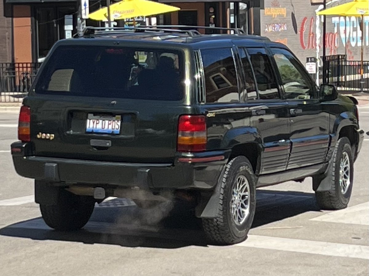 DTLewin's tweet photo. @DougDeMuro @davidntracy Cleanest Orvis I’ve seen in probably 20 years. Do you think the plate is a reference to Orvis? If so, stellar choice… https://t.co/UxlefbFB8e