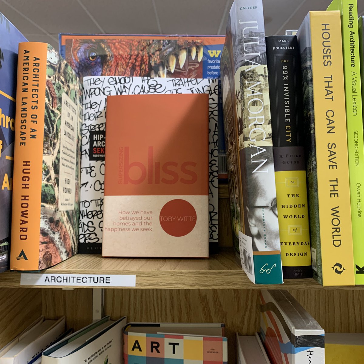 Supersizing Bliss is now available at @ParkRoadBooks in Charlotte, NC - SUPPORT YOUR LOCAL BOOKSTORE !!
..
#bookstore #localbookstore #readlocal #parkroadbooks #supersizingbliss #tobywitte #book #books #author #modernhome #designyourhome #happiness #happyhome #architecturebooks