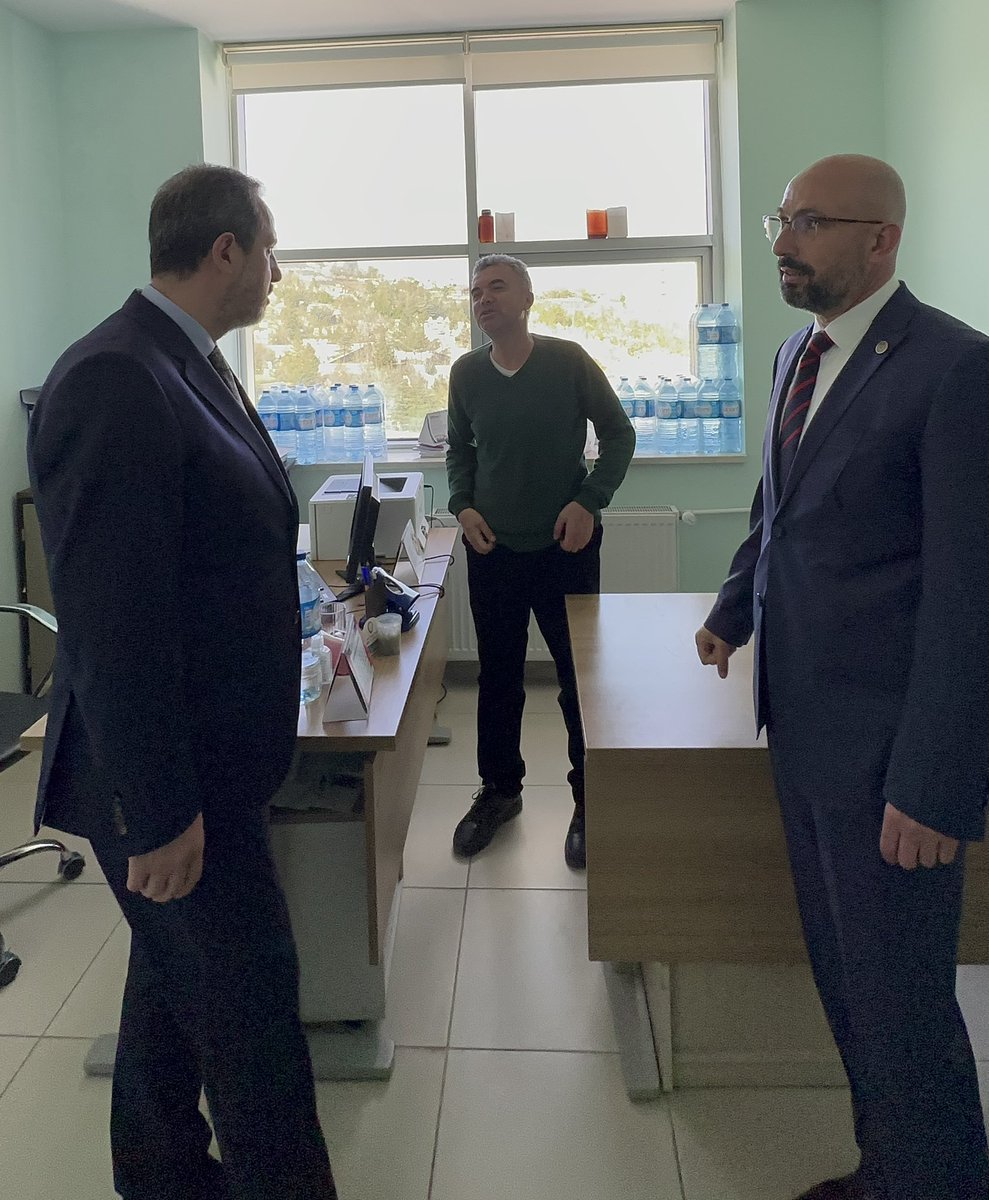 Salim ÇİVİTCİOĞLU 🇹🇷 (@scivitcioglu) on Twitter photo 📍Toplum Sağlığı Merkezi’mizin çalışanlarıni ziyaret ettik.
Sağlığa hizmet etmek için gayretle çalışan tüm arkadaşlarımızı gönülden tebrik ediyorum. Hep birlikte daha da güzel yarınların inşaası için çalışmaya devam ediyoruz.❤️
#TürkiyeYüzyılı 
#DoğrusuAkParti 📍Toplum Sağlığı Merkezi’mizin çalışanlarıni ziyaret ettik.
Sağlığa hizmet etmek için gayretle çalışan tüm arkadaşlarımızı gönülden tebrik ediyorum. Hep birlikte daha da güzel yarınların inşaası için çalışmaya devam ediyoruz.❤️
#TürkiyeYüzyılı 
#DoğrusuAkParti