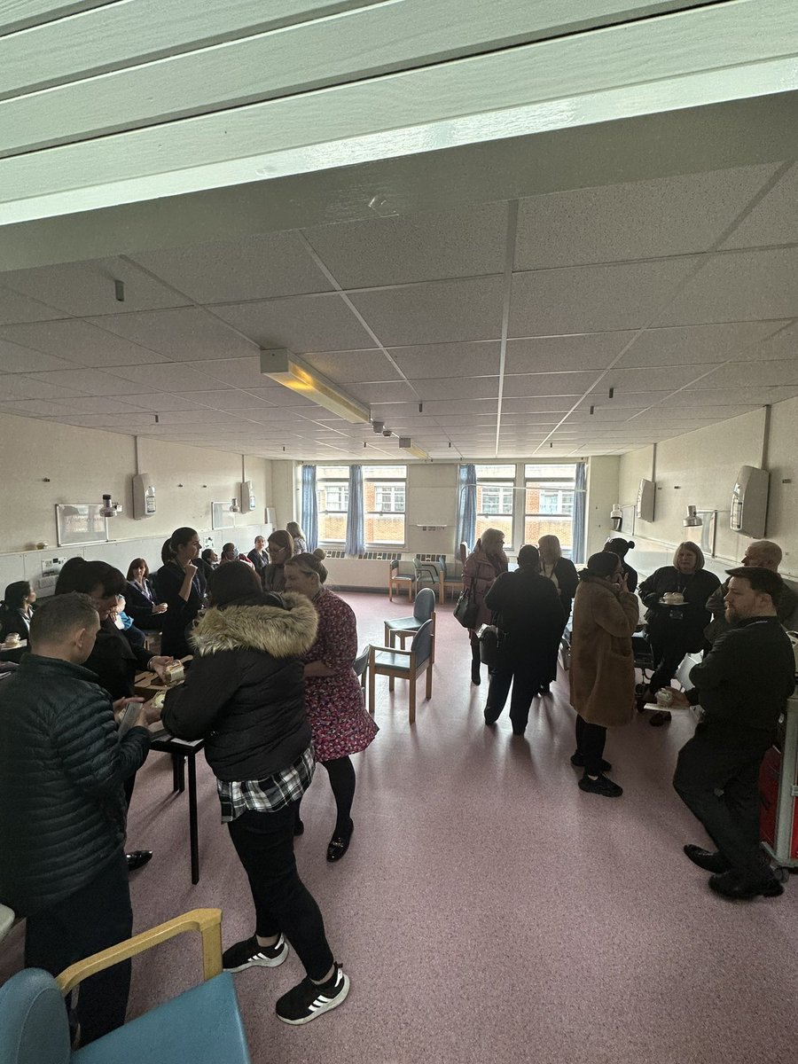 Andy_Aiston's tweet photo. Big turn out for Respiratory’s World Admin Day celebration! #LoveAdminNotts @nottmhospitals #teamnuh https://t.co/gtBpFoMO9X