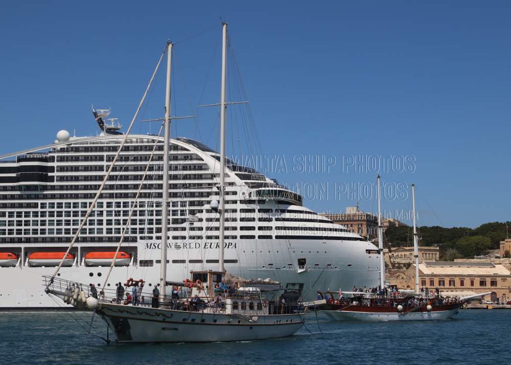 #Passengerboats #HERA_II and #FAITH_II during #shuttleservice at #VallettaCruisePort, #grandharbourmalta - 26.04.2023 -  maltashipphotos.com - NO PHOTOS can be used or manipulated without our permission @Valletta_Port @MSCCruises_PR