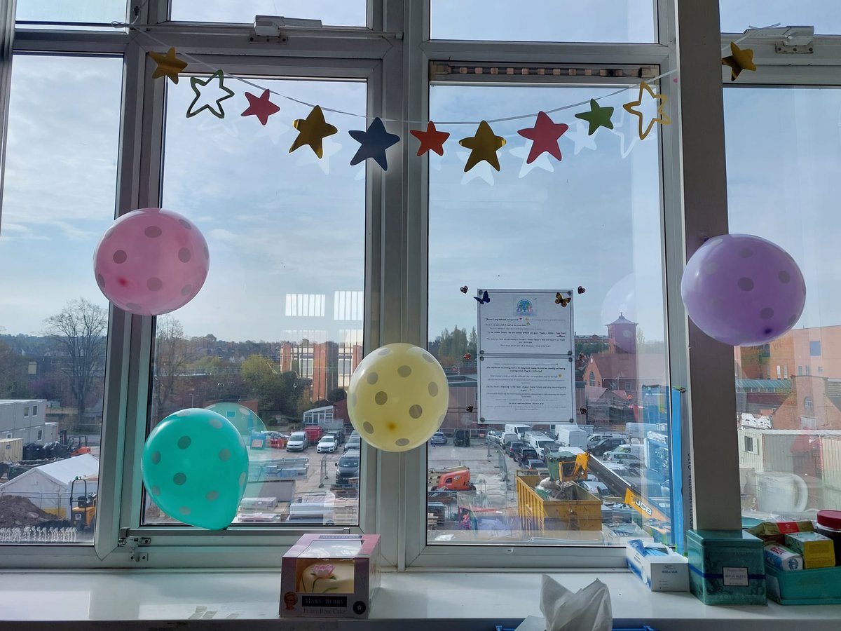 wini2nuh's tweet photo. #LoveAdminNotts
Celebrating our fabulous admin girls who keep us on the straight and narrow 📞✉️🗂️🖊️⭐️ https://t.co/qnM9HY42MH