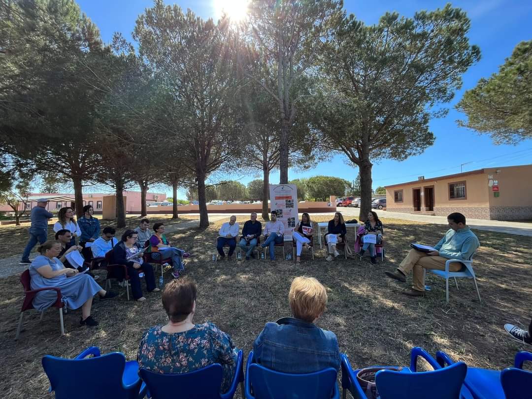 confluencia_de's tweet photo. 👣 Asistimos a una actividad organizada por el grupo de Autogestores "Caminando" de ASPRODEME.
#ASPRODEME #Discapacidadintelectual #autogestores #Participación #plenainclusion #feproami #ParaLaGente #LaConfluencia #AhoraAurora #AuroraAlcaldesa @PuertoRealIU @VerdesEquoPtoR https://t.co/SpiXd064Jk