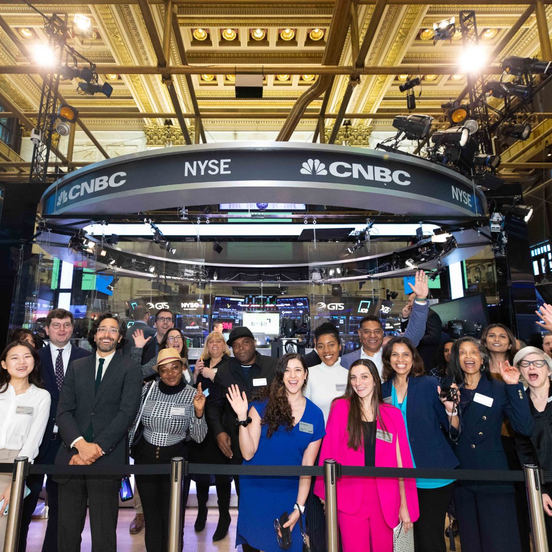 RoomtoRead's tweet photo. This morning, Room to Read rang the Opening Bell at the @NYSE in honor of gender equality. Our presence is symbolic of an equal and inclusive future for women and girls.  
Learn more about our gender equality work: https://t.co/cRZBcrj4C9  
#girlseducation #genderequality #nyse https://t.co/Skete3jOqd