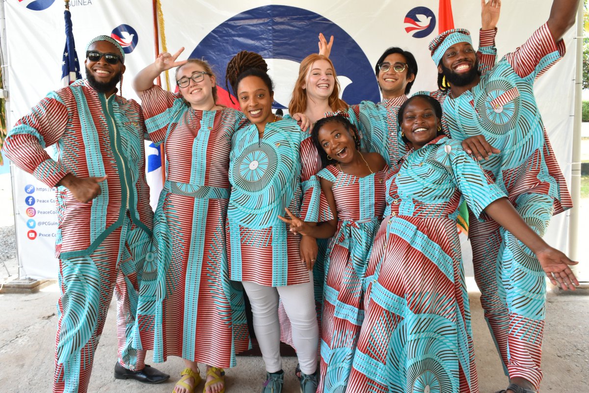 PeaceCorps's tweet photo. Eight more Trainees have officially become Volunteers! 🙌 🙌 🙌 

Our team in Guinea recently swore in this group of Volunteers who will support communities to advance Health and Agriculture projects. Join them. Apply today! ▶️ https://t.co/gkxu81KLab https://t.co/vOBfagTAFU