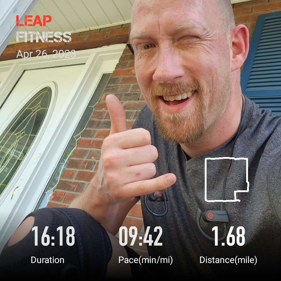 JanIlgen's tweet photo. First run since injuring my knee exactly 1 month ago. Time and distance aren't anything to brag about, but my knee held up, so that's a huge win! 🎉🥳🤙#fitness #running #bjj #kneesprain https://t.co/eeTZc95csk