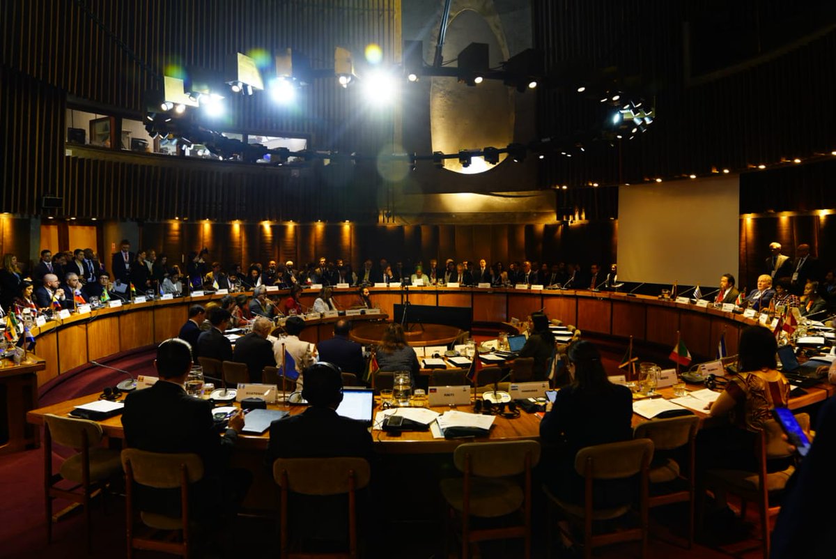 AminaJMohammed's tweet photo. World leaders will need to make a choice:
Fulfill their commitment to a better future, or break the promise of the #SDGs.

My remarks at the Sixth Meeting of the #LACForum2030: https://t.co/cfnUqNkydF https://t.co/rbNUM4YCdG