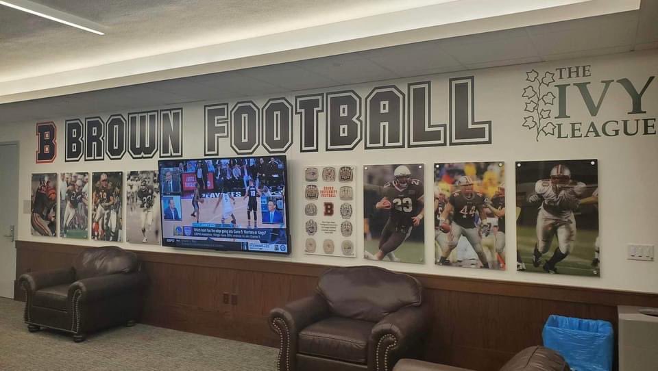 CWestbrook_18's tweet photo. I had an amazing visit @BrownU_Football on Monday!! Thank you @Coach_RMattison for the tour! https://t.co/pA3lxX3LHK
