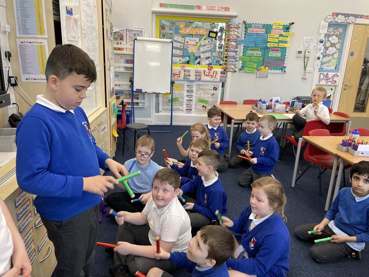 MPPS_Wirral's tweet photo. Year 3 loved creating different tempos with the egg shakers and keeping the beat using the Rhythm Sticks to the song โThree little birdsโ ๐ฆ Take at look at their performance with two fabulous conductors. #reggaemusic @bobmarley #MPPSmusic ๐ผ ๐ถ ๐ต https://t.co/yHMY6g7sQM