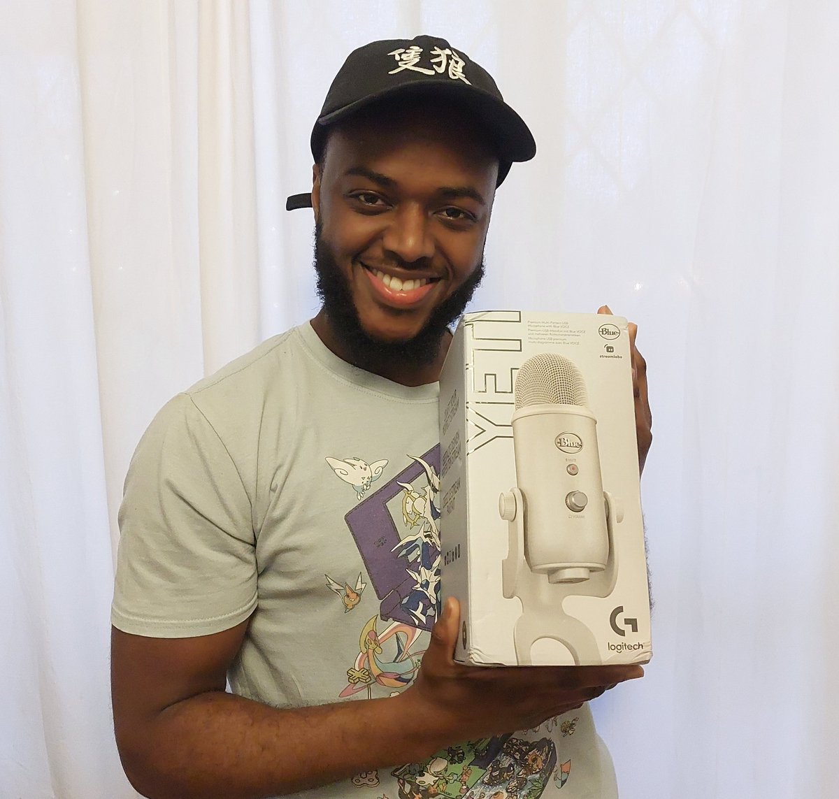 Streamcast_'s tweet photo. Thank you so much for the gifts, @Logitech!
The Logitech Masterclass was brilliant & we feel great that we can level up our content again with your amazing support!
#LogitechMasterclass #Gifted #StreamCam #BlueYeti #G735 #LitraBeam #Logitech https://t.co/DhKkp1aH6n