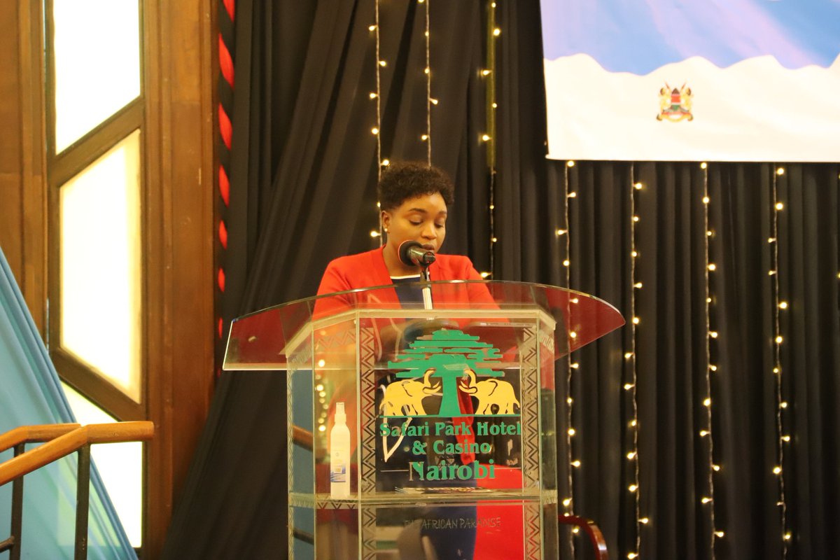 VaccinesKenya's tweet photo. The Cabinet Secretary also acknowledged the role of community health volunteers in reaching out to those who have missed out on vaccines and urged health workers to leverage their services to accelerate vaccination coverage. https://t.co/5CQJNY30oG