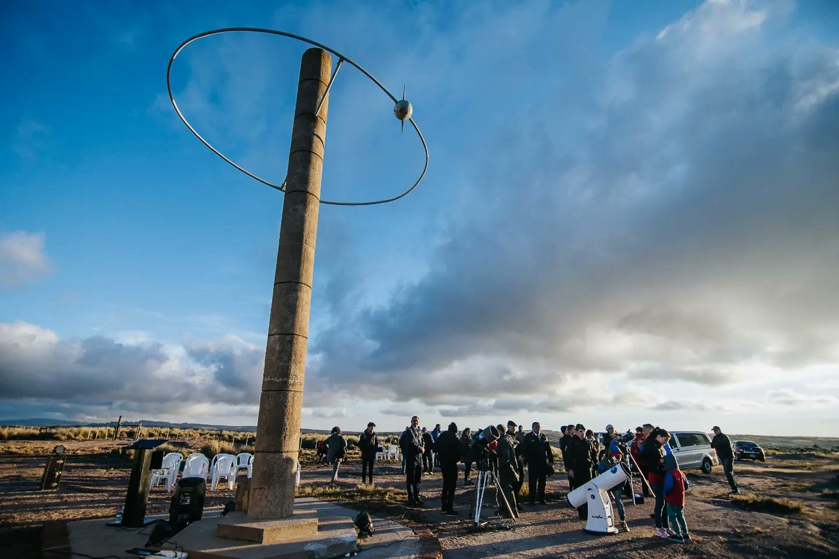 Pusimos en valor el monumento conmemorativo al lanzamiento del cohete Alfa Centauro ubicado en Pampa de Achala. 
Este lugar es muy importante y significativo, ya que la ciencia pudo llegar en el año 1961, montar un cohete, ponerlo a volar y poner a Argentina dentro de los pocos