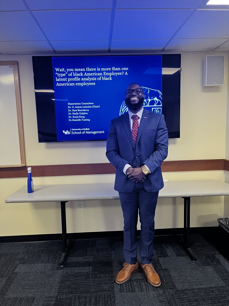 KalanNorris's tweet photo. I successfully defended my dissertation today! I’m thankful for the support of my dissertation chair and committee members throughout the entire process. - Dr. Kalan R. Norris 
#UBMgt #CarlsonBound〽️ https://t.co/J0gAld1Zr1