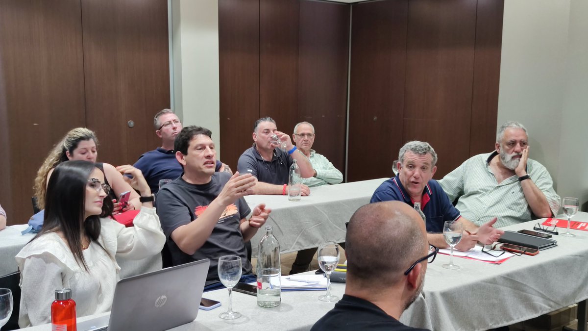 🚇🚃La  Jornada de Metro de <a href="/CCOO_FER/">CCOO FERROVIARIO</a>  se enriquece con las intervenciones de lxs compañerxs de las diferentes empresas exponiendo las dificultades, los logros y objetivos de la acción sindical en formación, igualdad, creación de empleo y acceso a las empresas, ...