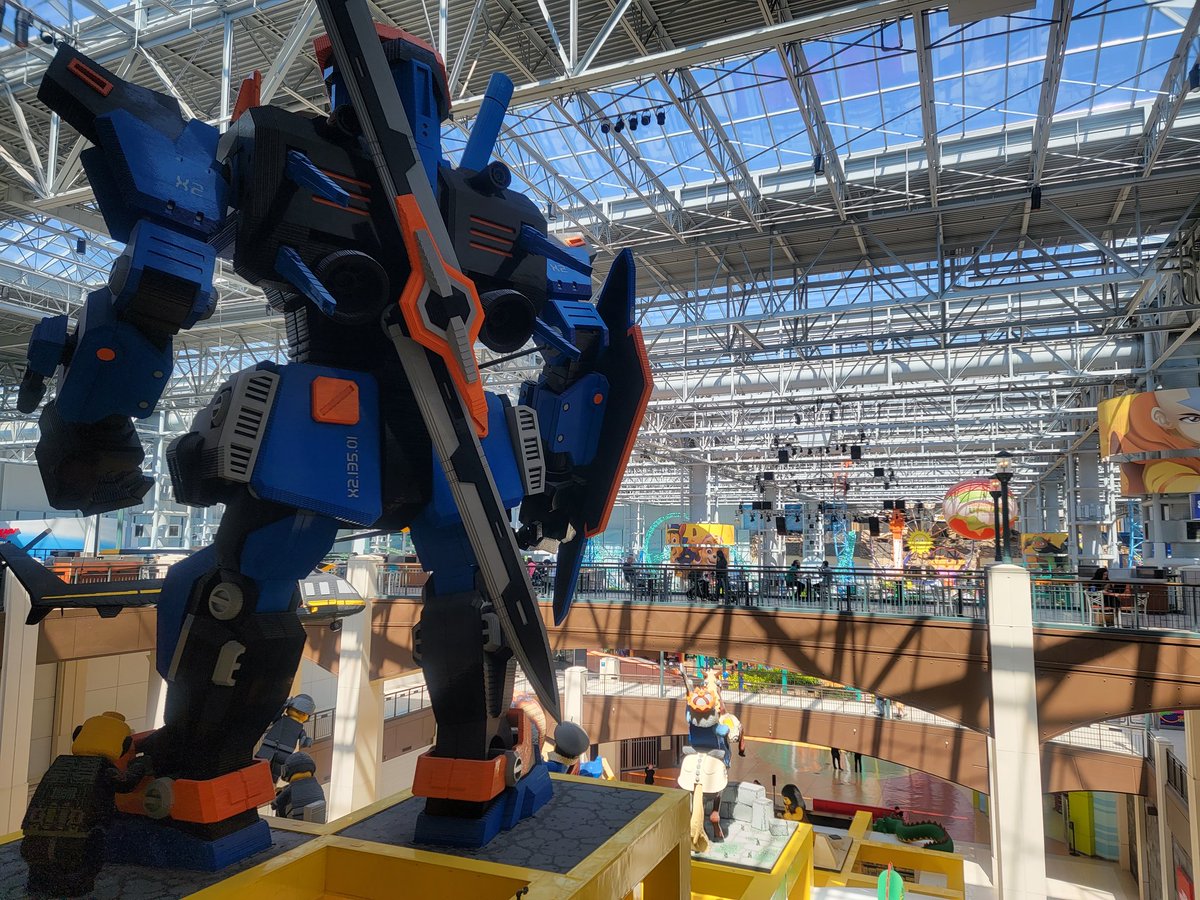 An awesome day of learning in an awesome location for the <a href="/MinnSPRA/">Ann Kvaal</a> spring conference! There are 10,000 reasons to be a Minnesota School Public Relations Association member, and roller coasters at the conference is definitely one! 

<a href="/NSPRA/">NSPRA</a> #schoolpr <a href="/mallofamerica/">Mall of America</a>