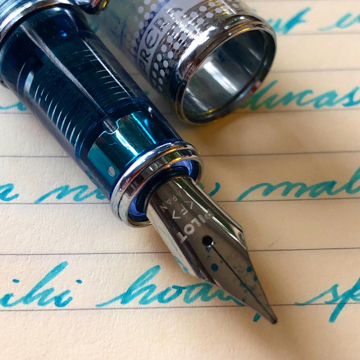 wilsonportejr's tweet image. Lectio divina em Col 3.3-5... Que o Senhor ajude um homem morto a morrer ainda mais.

#colossians #meditation #lectiodivina #pilot #prera #jinhao #x159 #leuchtturm1917 #robertosterwind #robertosterriches #robertoster #wind #riches #greek #koine #spencerian @RobertOsterInk