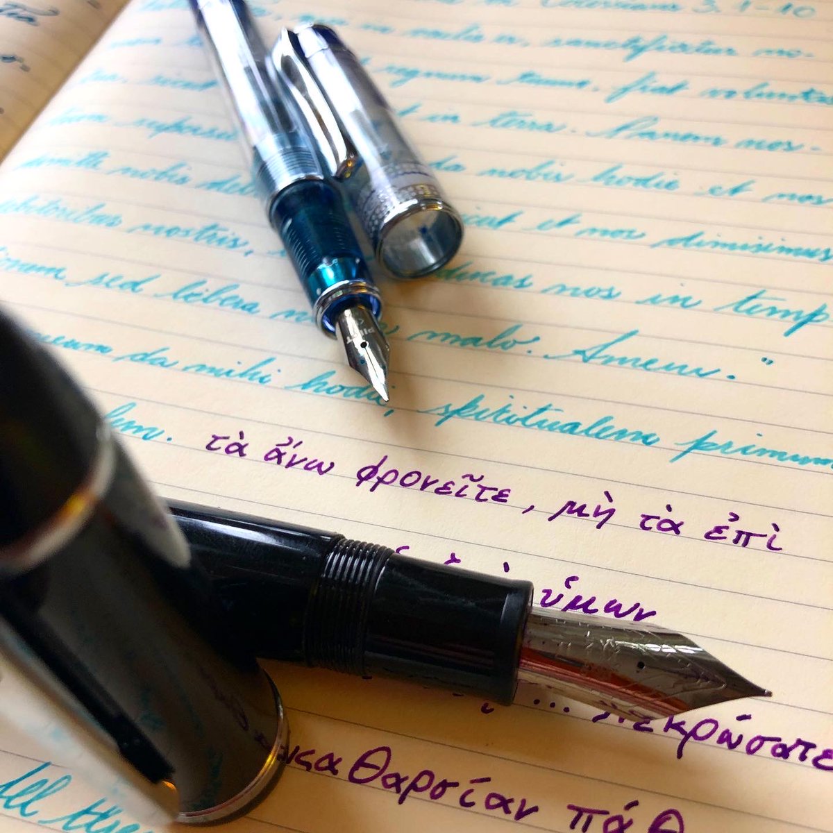 wilsonportejr's tweet image. Lectio divina em Col 3.3-5... Que o Senhor ajude um homem morto a morrer ainda mais.

#colossians #meditation #lectiodivina #pilot #prera #jinhao #x159 #leuchtturm1917 #robertosterwind #robertosterriches #robertoster #wind #riches #greek #koine #spencerian @RobertOsterInk