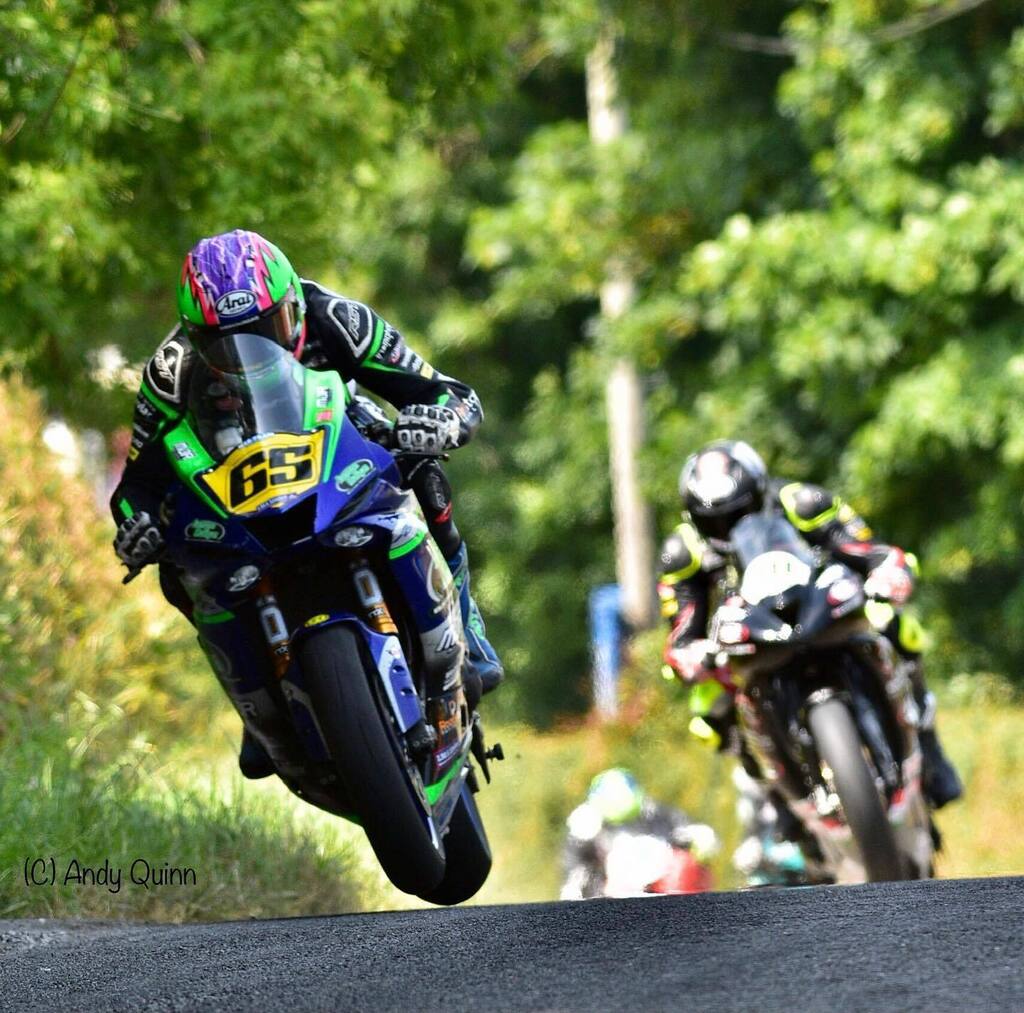 IrishSbkRacing's tweet photo. Micko Sweeney powers around the Faugheen circuit last year on his R6 Yamaha in glorious sunshine.
Keep her lit!
#irishsuperbikeracing #wheeliewednesday #irishroadracing #realroadracing #pureroadracing #r6 #yamahar6 https://t.co/cA1BWqY1Pi