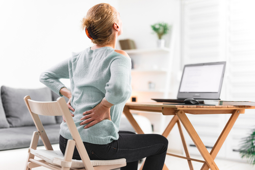 Marie had been #workingfromhome for less than two months when she ended up in the emergency room. Like so many, she was working from her #laptop at the dining room table. #Ergonomics wasn’t on her radar and the price she paid was dear.

#WFH #homeoffice 
bit.ly/2BIKDZj