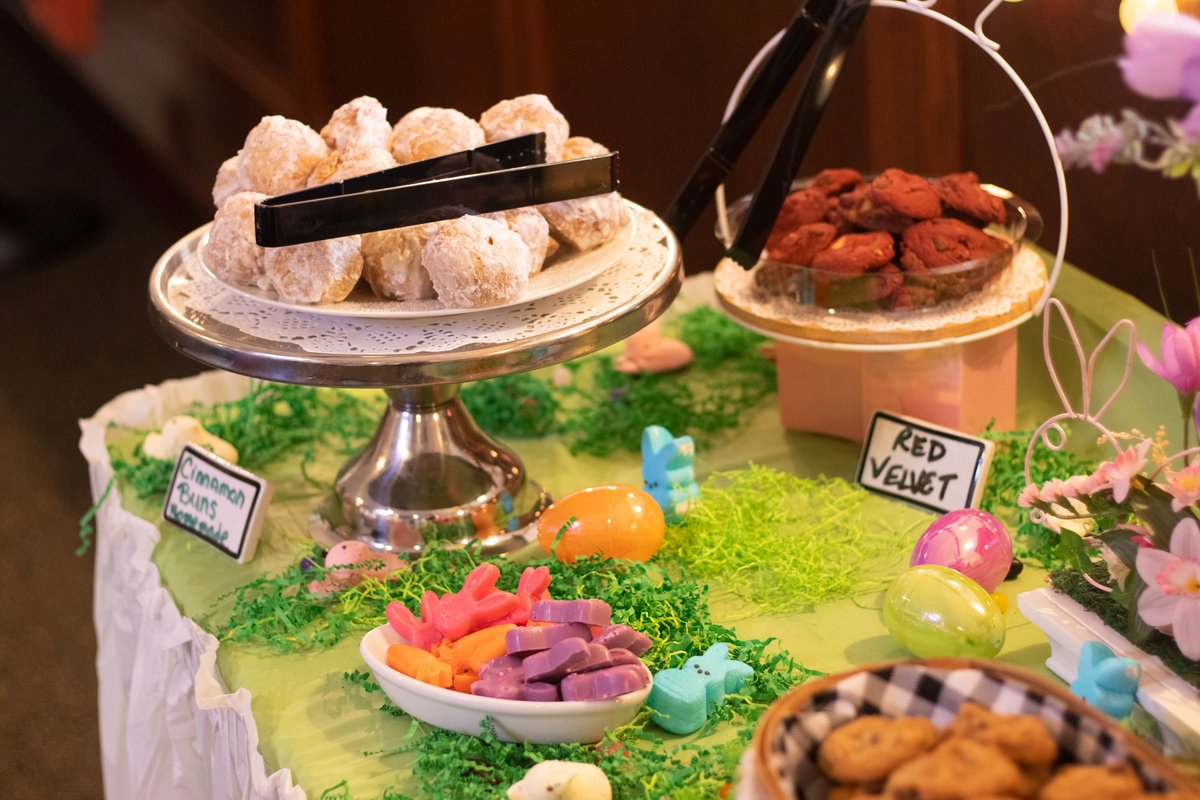 Coming back for seconds? Everyone who has ever been to a brunch at the Ritz knows our food is some of the best in Scranton! Where else can you get entertainment and food for the whole family? 🥞

Tickets➡️ ow.ly/RHvu50NM8Ag

#mothersday #theater #brunch #saturday #scranton