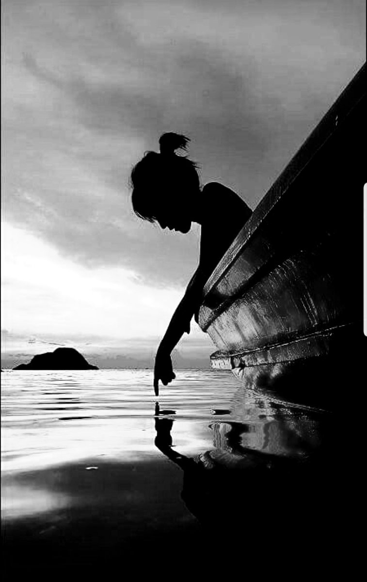 ChristinaSeeks's tweet photo. Instead of beating yourself up thinking about all you've not done... Spend a few minutes, throughout your day, thinking about all the things you do right. ~
#WednesdayMotivation #WritingCommunity #AmWriting #MemoToMe https://t.co/7gj42J5DRP