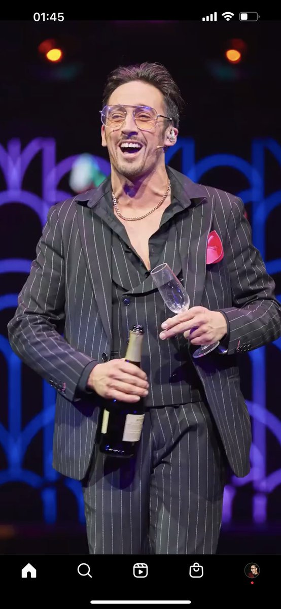 Hello Tweeps it's been a while... I'm over at <a href="/Cirque/">Cirque du Soleil</a> playing Mad Apple
At the <a href="/NYNYVegas/">NYNY Vegas</a> nightly!