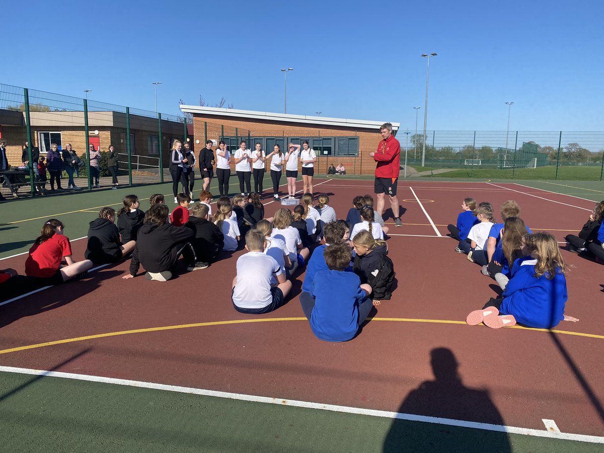 EWSPEdept's tweet photo. Last week some of our Sports Leaders on South teamed up with @Nsport to help run a cluster primary netball tournament. They helps with running and umpiring. They did an amazing job and it’s lovely to see young people getting involved in sports in all aspect. Well done! #EWSPE https://t.co/S4wJlh0tpy