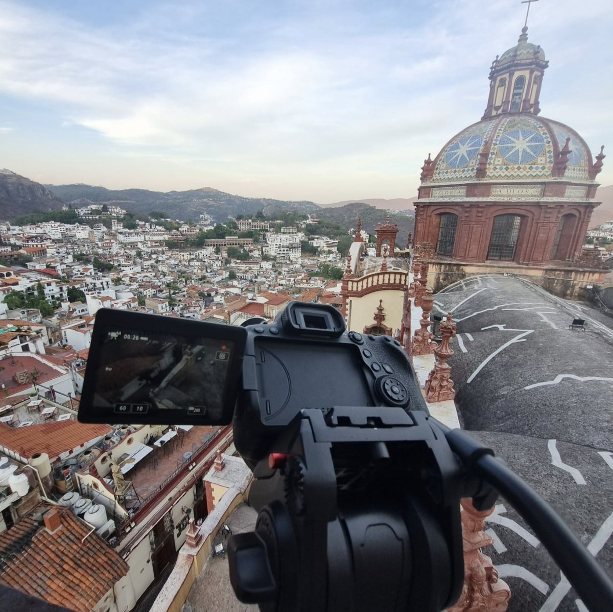 TaxcoFilmFest's tweet photo. 🔥🎥 Hoy será la proyección del 72 Rally Estudiantil Documental c/ @Arte7cine CDMX.
🎥✨ VIII Taxco Film Fest
👉 Del 21 al 29 de Abril del 2023
#NosVemosenTaxco #LaJoyadelCine #VIIITAFF https://t.co/VwUKrjpgf1