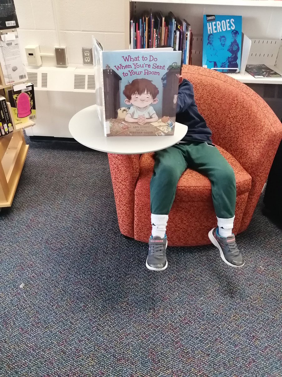 iwong03's tweet photo. K2 exploring the LLC this afternoon. @PDSB_Libraries @RBPSBobcats https://t.co/J8ktq2r3ww