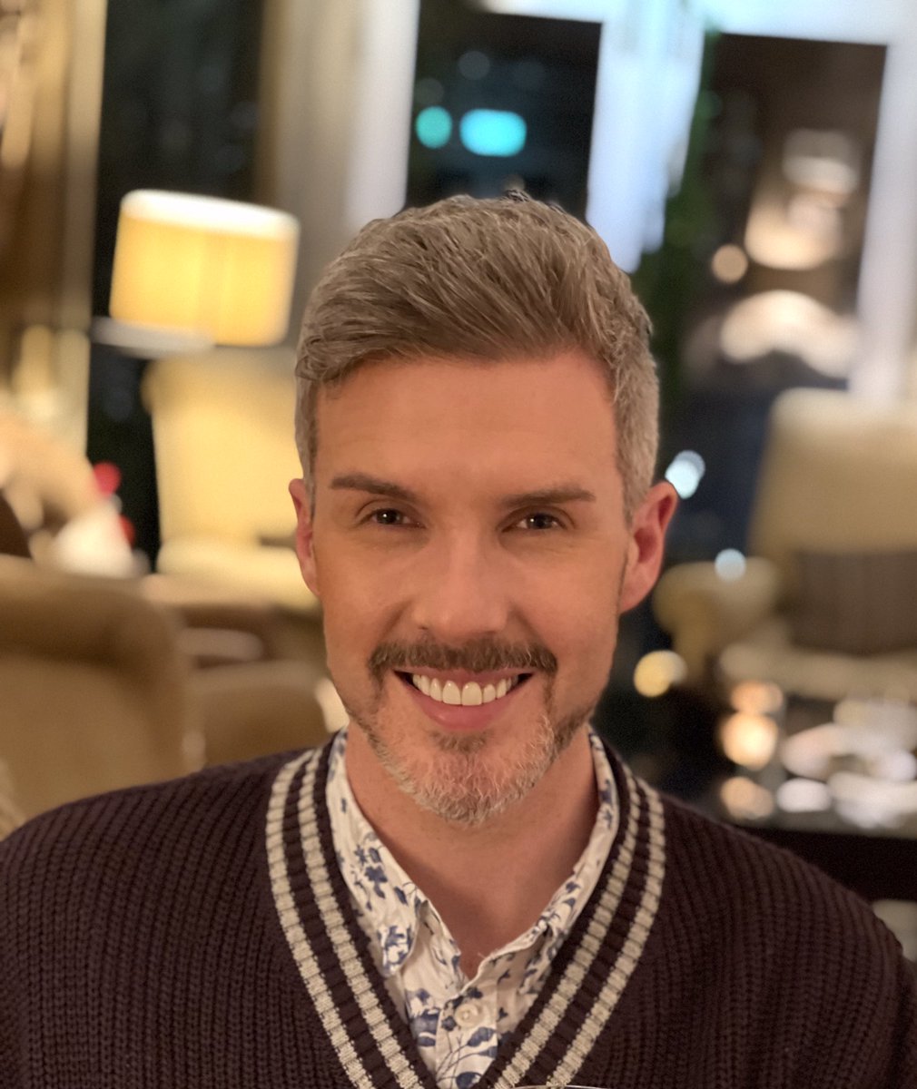 YORKIE007's tweet photo. It’s #jamiewednesday time again ❤️ @Collabro @JamieLProducer https://t.co/IRGaoVdNRg