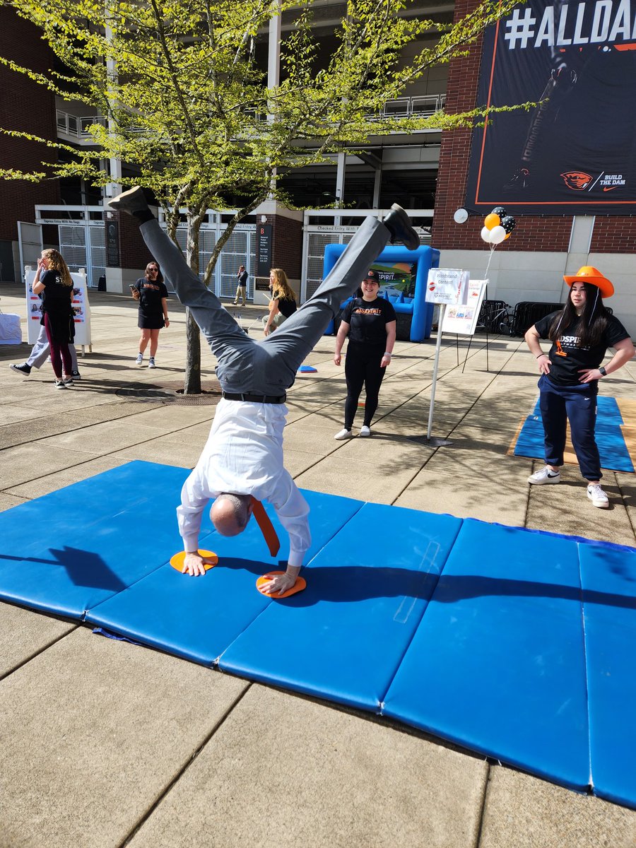 Brian Primack (@brianprimack) on Twitter photo #DamProudDay cartwheels at Parker Plaza w/ <a href="/OSUKidSpirit/">OSU KidSpirit</a> ๐คธ๐ผโโ๏ธ๐คธ๐ผโโ๏ธ๐คธ๐ผโโ๏ธ.
22 more donations unlocks my challenge gift and directly supports our students and programs!
Make an impact today
beav.es/SGv #DamProudDay cartwheels at Parker Plaza w/ <a href="/OSUKidSpirit/">OSU KidSpirit</a> ๐คธ๐ผโโ๏ธ๐คธ๐ผโโ๏ธ๐คธ๐ผโโ๏ธ.
22 more donations unlocks my challenge gift and directly supports our students and programs!
Make an impact today
beav.es/SGv