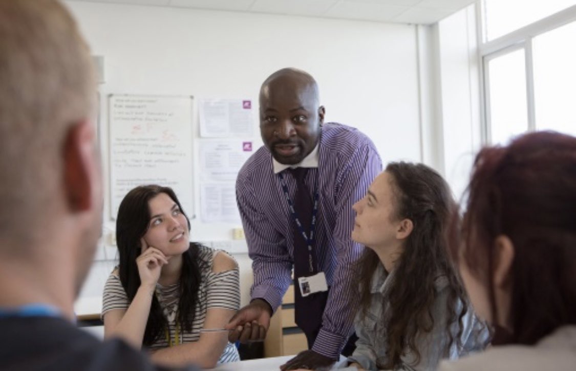 A fantastic opportunity to join <a href="/Sun6thSunColl/">Sun6thSunColl</a> as a Programme Leader of Film &amp; Media Studies - all applications &amp; enquiries welcome, from experienced practitioners and NQTs. Please send me a message with any queries.
Visit sunderlandcollege.ac.uk for further details.