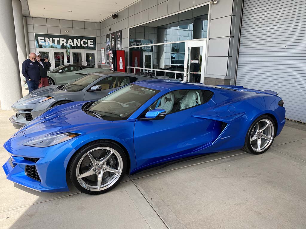 CorvetteBlogger on Twitter "[PICS] 2024 Corvette ERays Arrive at the