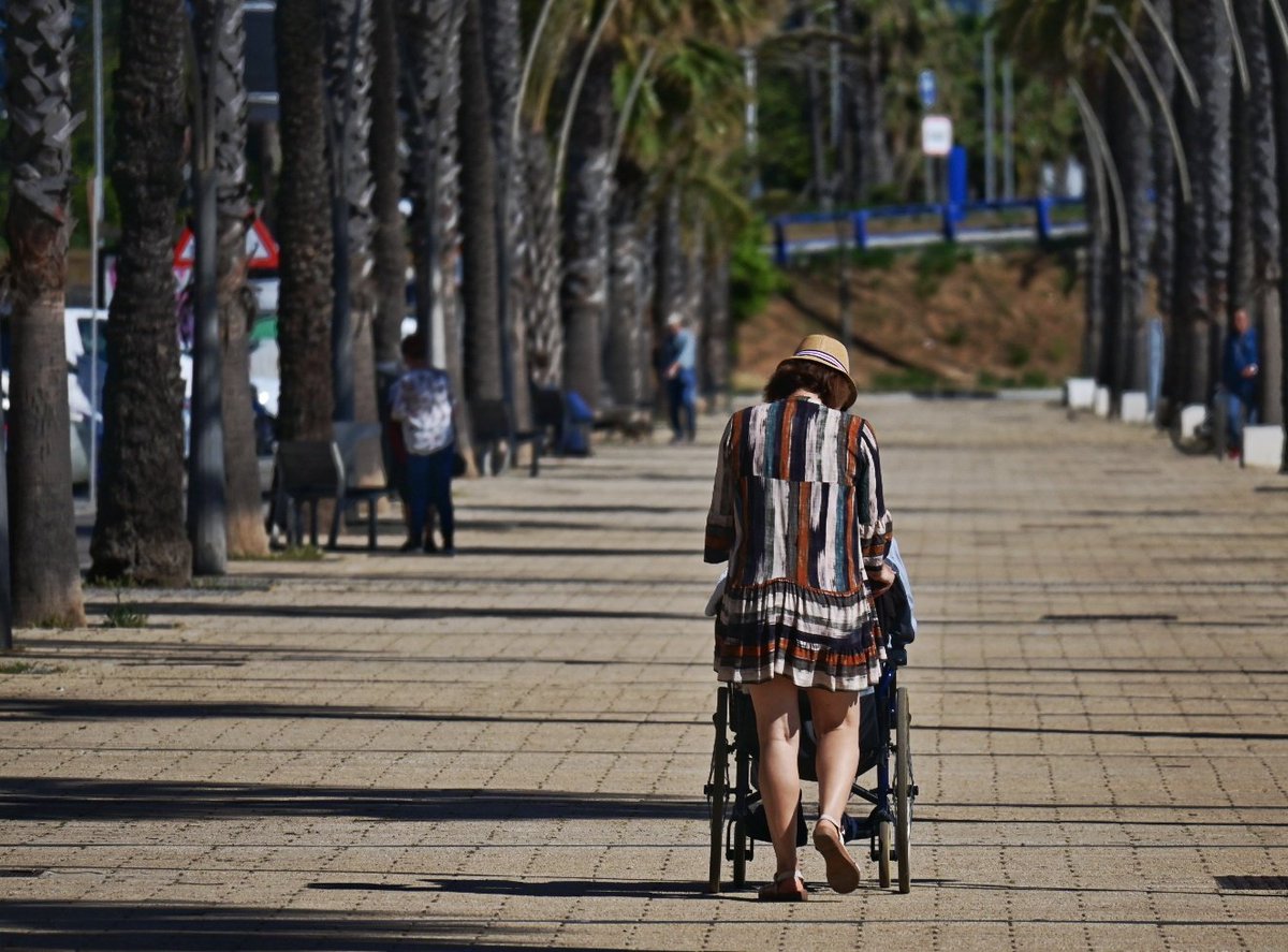 EulogioGarciaR's tweet photo. Lo dieron por nosotros, debemos darlo por ellas, por ellos.
#foto
#fotografia
#fotocallejera
#streetphotography
#city
#walk
#walking
#people
#oldpeople
#siyosupiera
#siyosupiese https://t.co/zTv7HXeW3H
