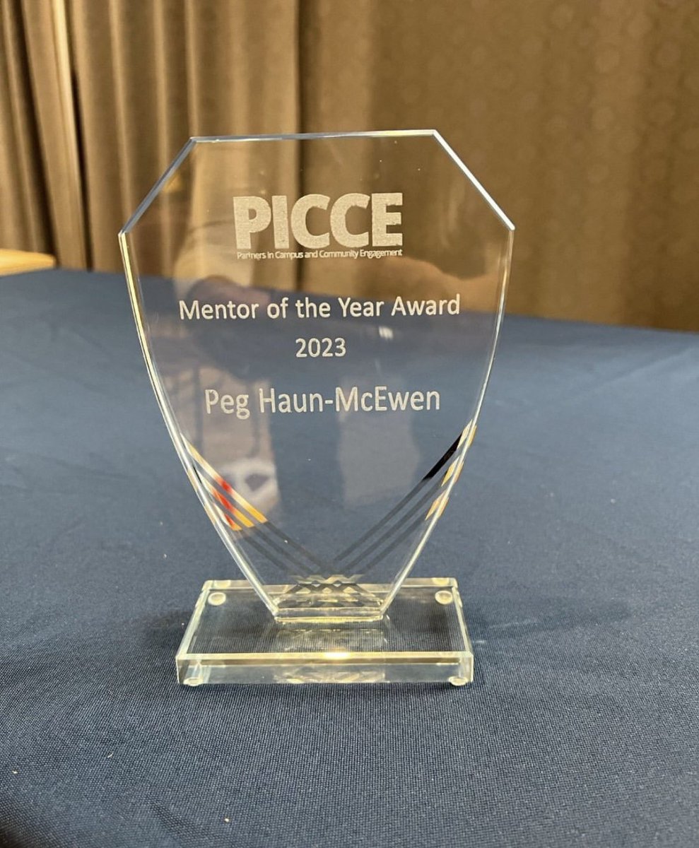 cc_easternwa's tweet photo. Congratulations to Gonzaga Family Haven, Director of Community, Peggy Haun-McEwen, who was presented with The Mentor of the Year Award. Way to go! https://t.co/4smhJahbO9