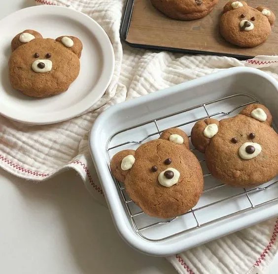 HelloRegistry's tweet image. when all you see are 🐻 domains ...
👉 cookie.🐻
👉 yummy.🐻
impervious.domains/tld/%F0%9F%90%… 
$HNS #HNS