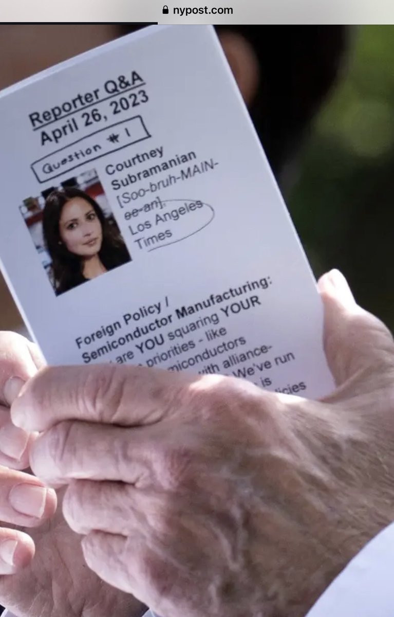 justin_hart's tweet image. Hey @cmsub. Please do this: 
1) find your press credentials
2) find a nearby paper-shredder
3) Put #1 into #2
Thank you