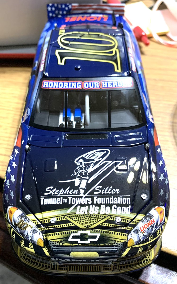 24dupontfan's tweet photo. Sweet diecast honoring the HEROES lost on September 11. 2001! 🫡 Thank you Abhi! NO, this isn’t a giveaway item, but it’s 4 my PC! https://t.co/eCOQMnQ2OW