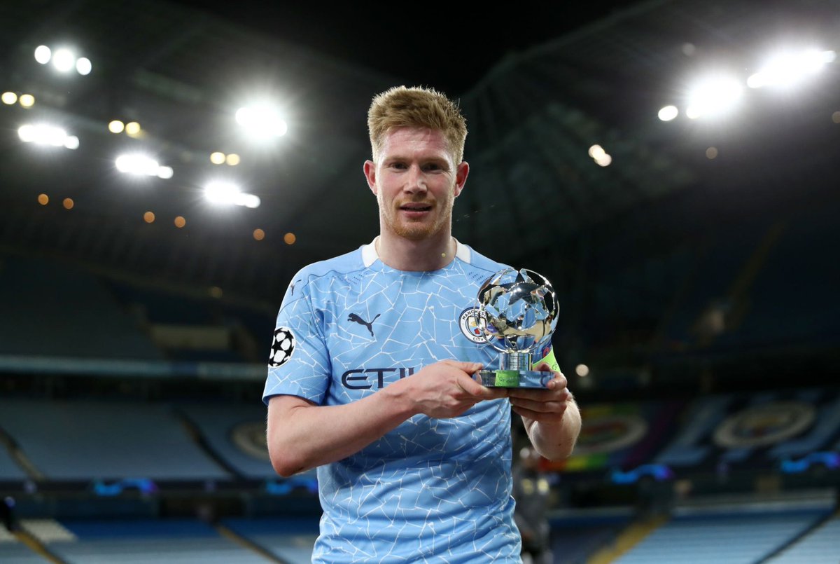 skyroperzz's tweet photo. Vous avez réveillé le GOAT Kevin DeBruyne https://t.co/S8UfAg1HUV
