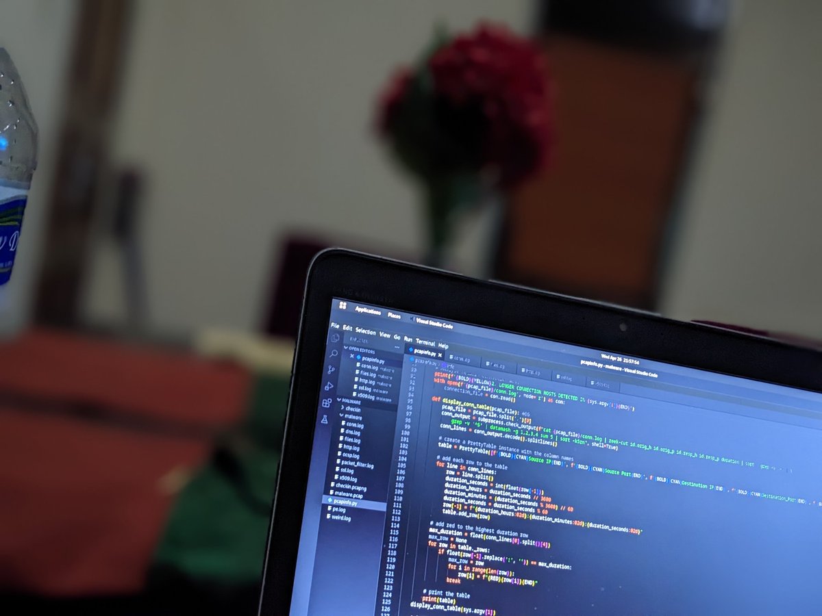 Upo kwenye organization ukapokea maagixo , our server na baadhi pc za users kwenye matawi mbalimbali ya kampuni ziko zimeinstall malware.

Unapewa maagixo tunahitaji kuwajua nani waliohusika...umesema okay 

Ngoja niweke Wireshark kwenye core network point ... Niangalia guest ips