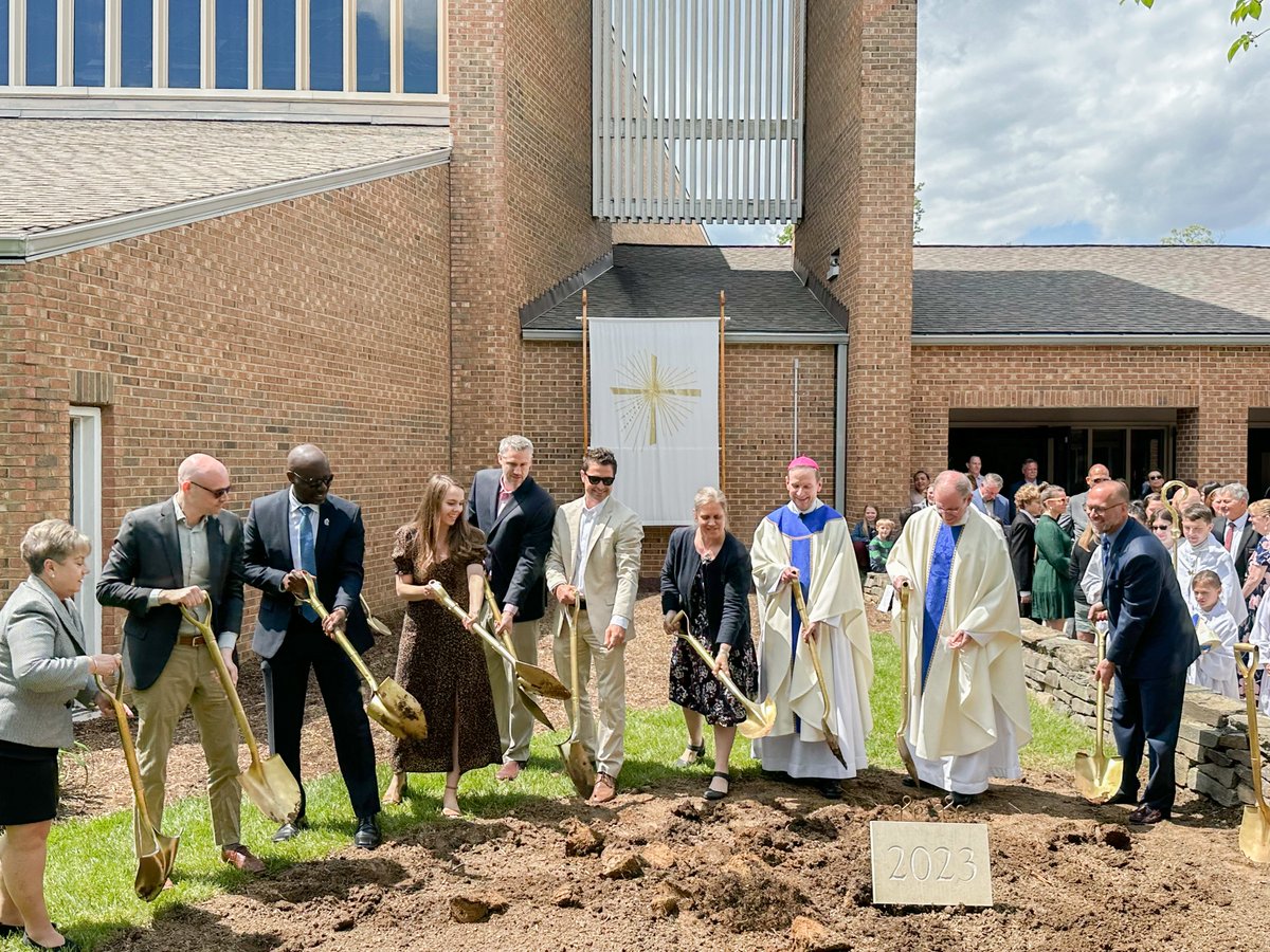 ForresterTweets's tweet photo. On Sunday, our Good Shepherd Catholic Church team gathered with our clients, architects, and community members for a Groundbreaking Celebration! This project will provide a new chapel and meeting space addition to the existing building.
#FaithBasedConstruction #Groundbreaking https://t.co/kpeTEgEpxD