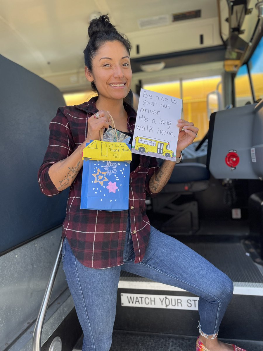 attleseychris's tweet photo. WJHS LOVES their bus drivers!
Treats and encouragement for the long ride home.
Thanks to Arts Integration and Mrs. Reiker’s class!
@WJHS75 @WJHSSpirit 
@WCSDBKING https://t.co/f9l1kF2fY2