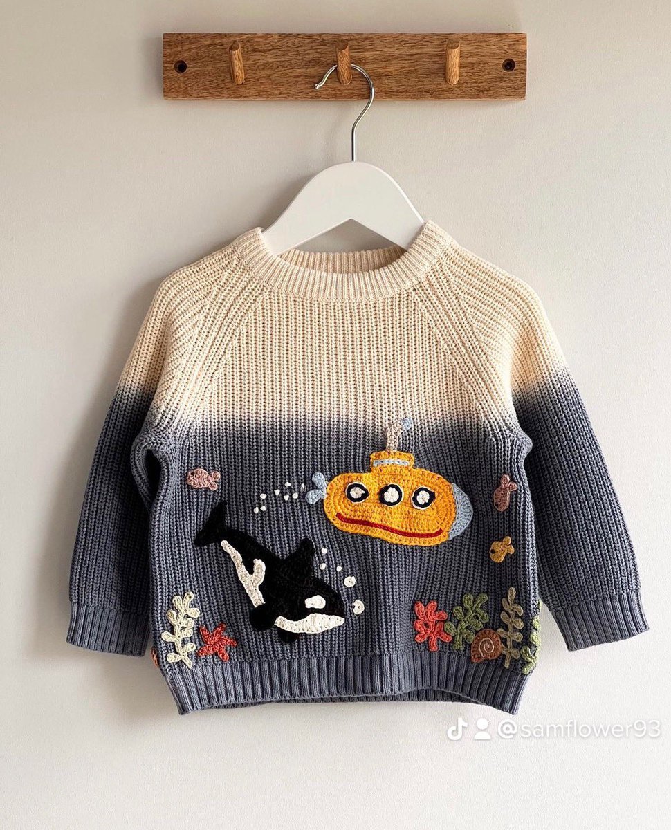 SamFlower93's tweet photo. My insanely talented fiancé @EstherAdele has started a new side hustle creating personalised knitwear for little ones. 

Check out some of her creations and follow @DaisyandRiverShop on insta 👉 https://t.co/oH7XHRrAx2 https://t.co/3L5PEj3LhV