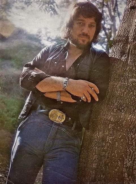 TMS44730's tweet photo. #HappyWaylonWednesday
#MissingWaylon #OutlawCountry https://t.co/I1UayHY9R8