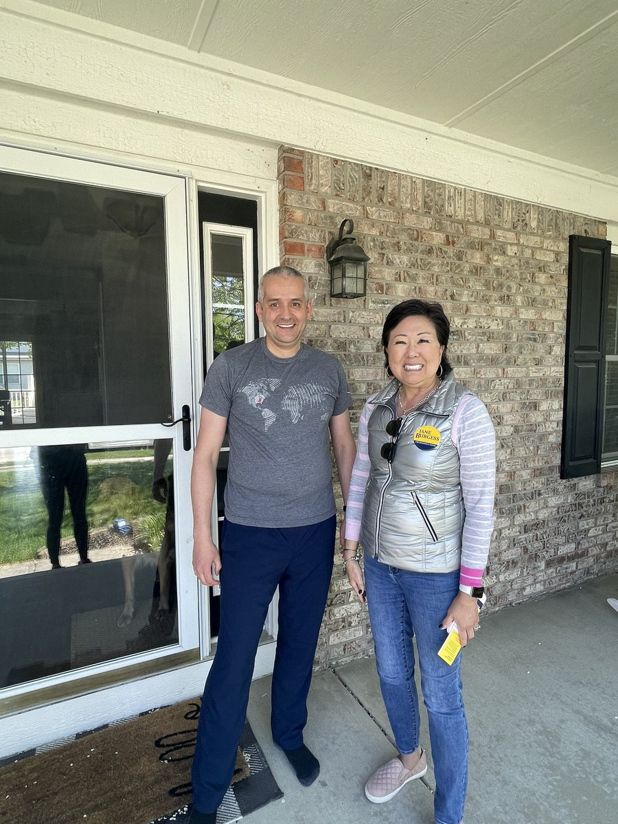 JaneForZville's tweet photo. Jane is hitting it hard every day to earn your vote. Thanks to all who had time today to engage and discuss Jane’s plans for Zionsville! #janeforzvillemayor #earningyourvote https://t.co/PquUKU2G9i