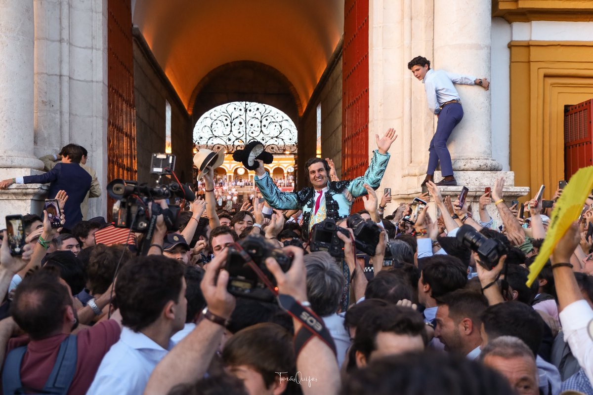 PUERTA DEL PRÍNCIPE PARA LA HISTORIA.

Don José Antonio Morante Camacho.

#Maestranza23