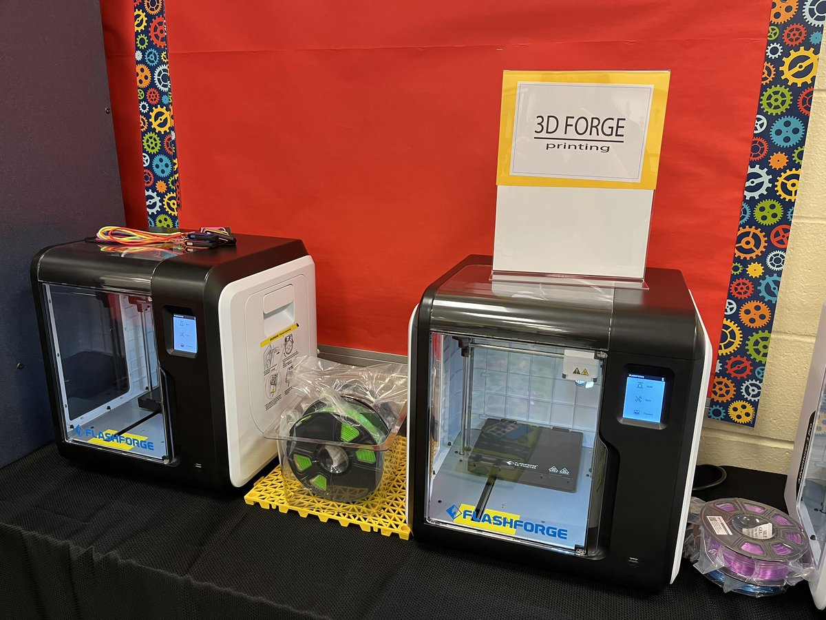 ScienceDcps's tweet image. We are gearing up for our @dodeagrants DoDEA MCASP Open House to show all of our participating schools, the STEM technology they will receive this coming school year to enhance STEM learning!  @DuvalSchools @STEMecosystems  @NEFLSTEM2