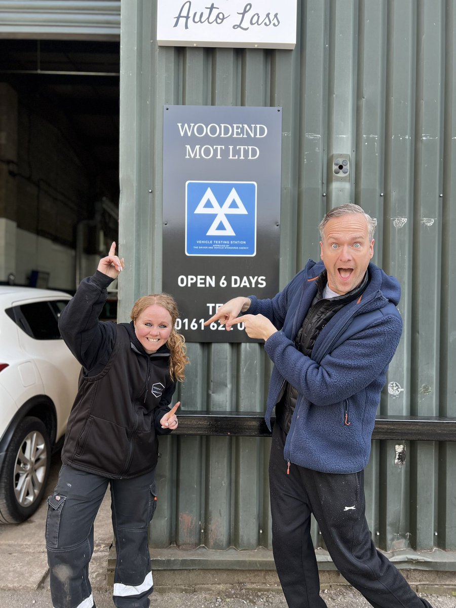 Auto_Lass's tweet photo. Trouble with a capital T visited today.  Tim’s first visit since the move over to the new gaff.   Huge thumbs up from him &amp; get the feeling we will be seeing a lot more of him.  #dreamgaff #timshaw #carsos https://t.co/VHzyi6mGYY